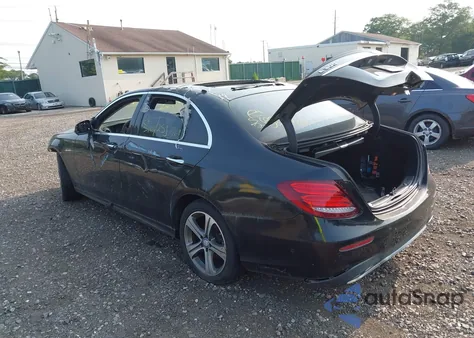 2017 Mercedes-Benz E 300 4Matic из США, поврежденный, VIN WDDZF4KB7HA113967